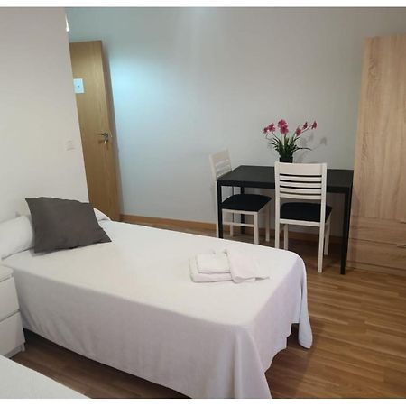 Pilgrim Rooms Редондела Екстериор снимка
