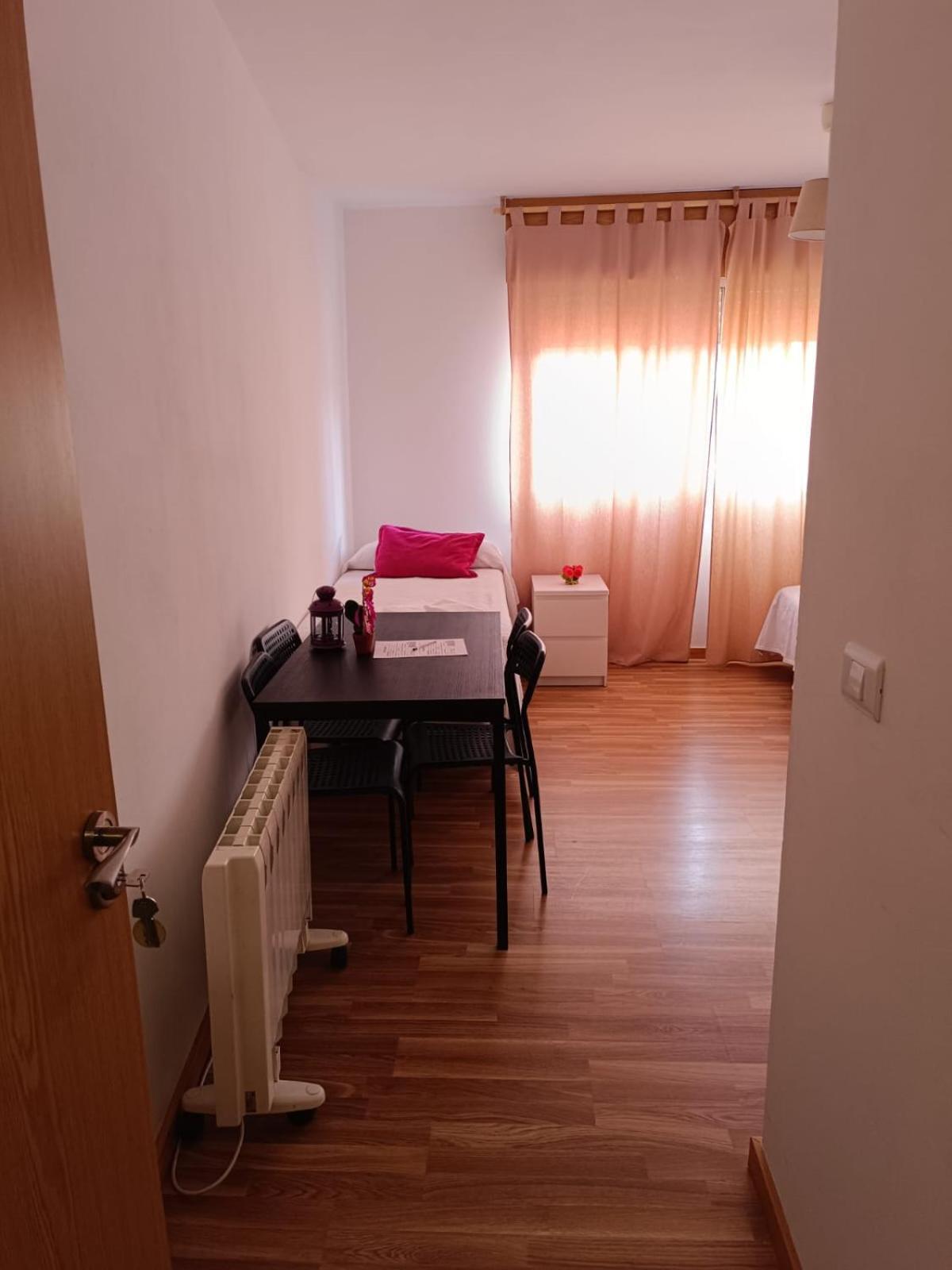 Pilgrim Rooms Редондела Екстериор снимка