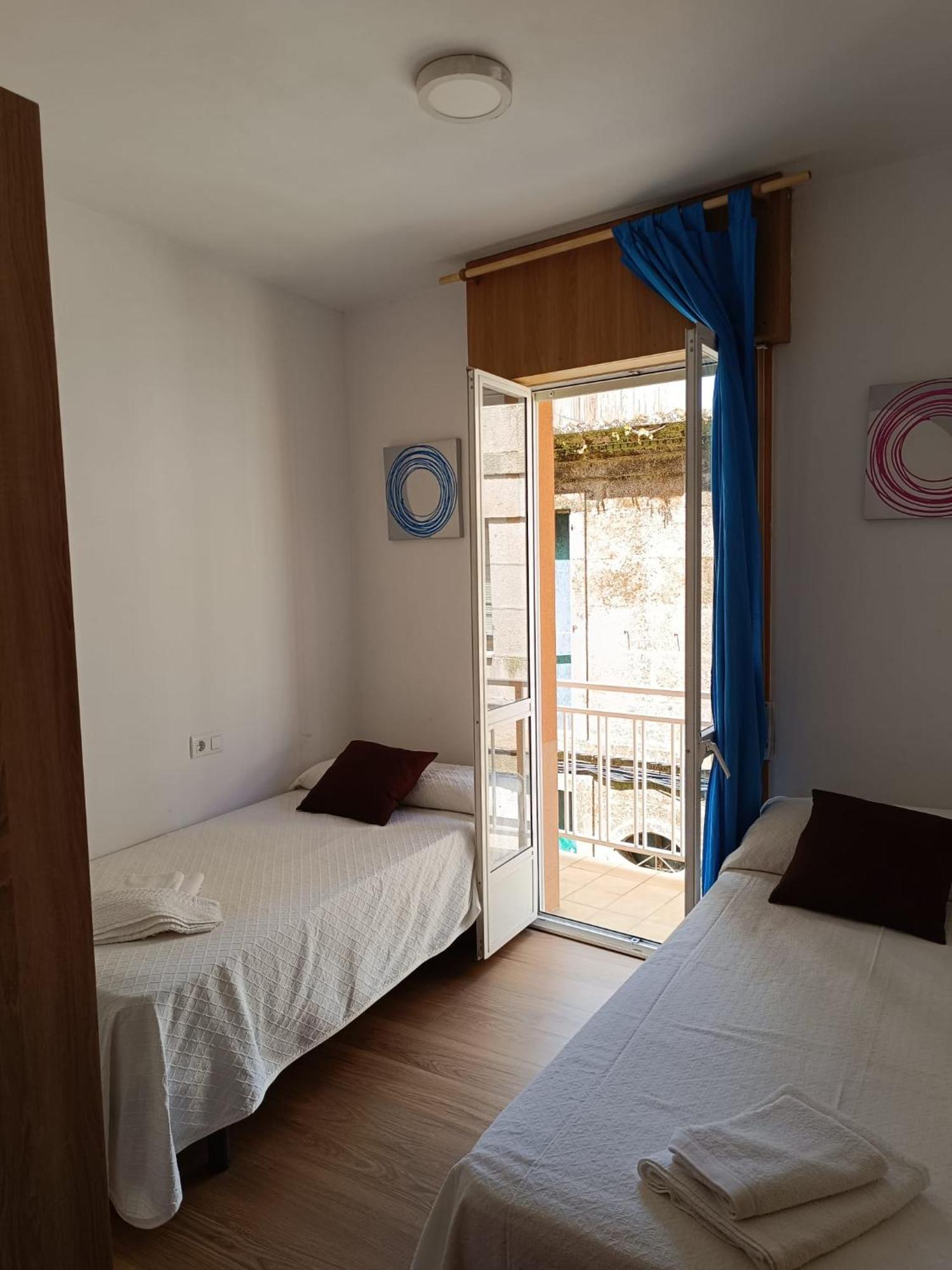 Pilgrim Rooms Редондела Екстериор снимка