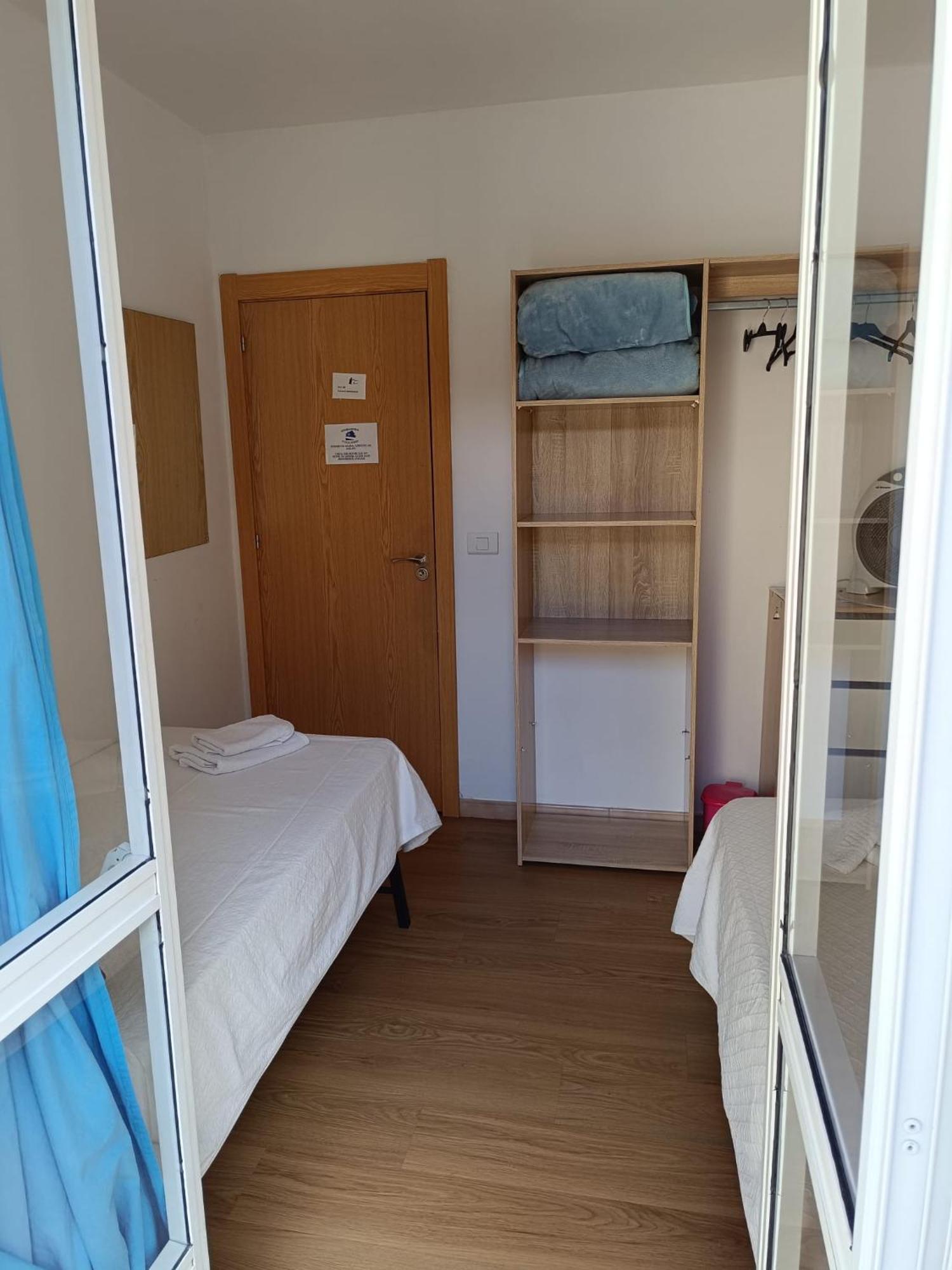 Pilgrim Rooms Редондела Екстериор снимка